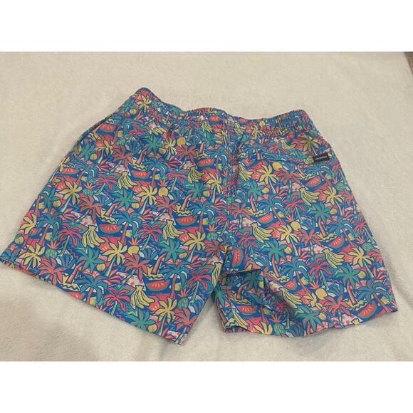 NWT Men's Chubbies Small Swim Trunks 5.5" inseam 2 in 1 liner - Picture 2 of 2